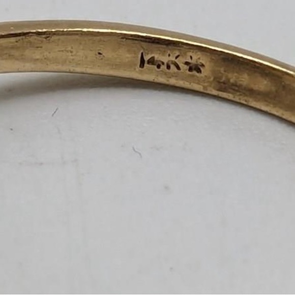 14K Gold Ring with CZ and Blue Topaz - Picture 6 of 9